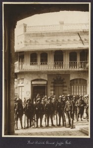 First British Guard, Jaffa Gate, 1917. Credit: Library of Congress. 